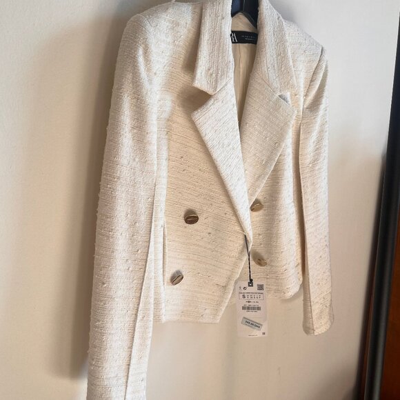 ZARA Textured Cropped Blazer Short Jacket Cream White Gold Buttons - SMALL - Picture 2 of 4